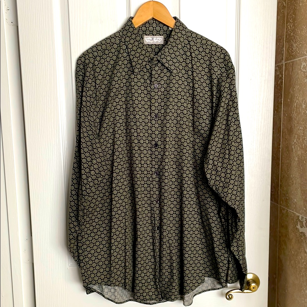 Murano - Black And Olive Circle Patterned Button-Up Shirt